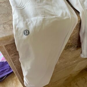 LULULEMON 🍋 cream pants, barely worn